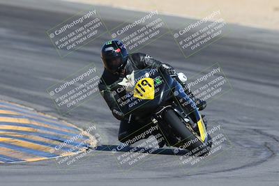 media/Nov-15-2024-CVMA Friday Practice (Fri) [[b142d29251]]/4-Group 4 and Trackday/Session 2 (Turn 10)/